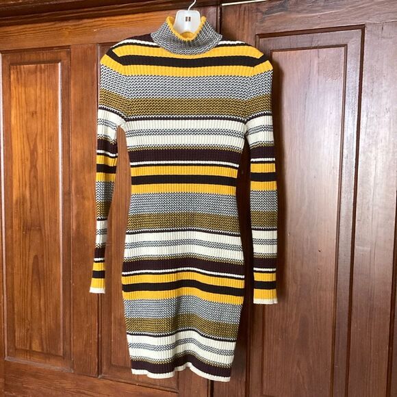 Xhilaration Striped Turtleneck Long Sleeve Mini Sweater Dress Size M Yellow Blue - Picture 1 of 10
